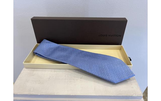 LOUIS VUITTON CRAVATTA BLU CHIARO EDIZIONE VOGUE